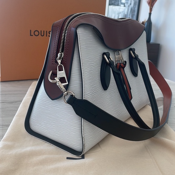 Louis Vuitton Tuileries- white Epi leather with black / brown  GORGEOUS BAG! - Picture 9 of 12